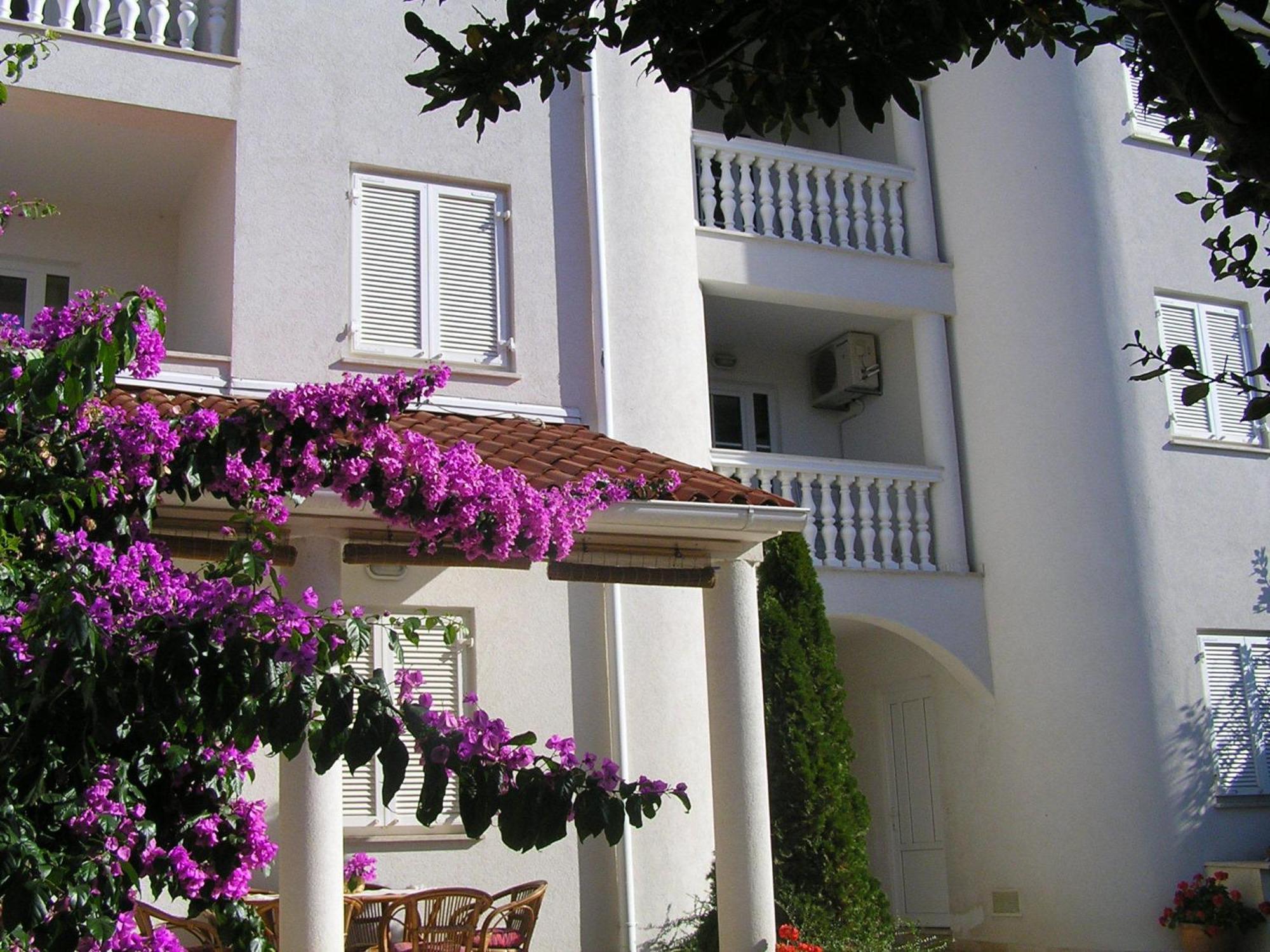 Apartments Paloma Blanca Medulin Bagian luar foto